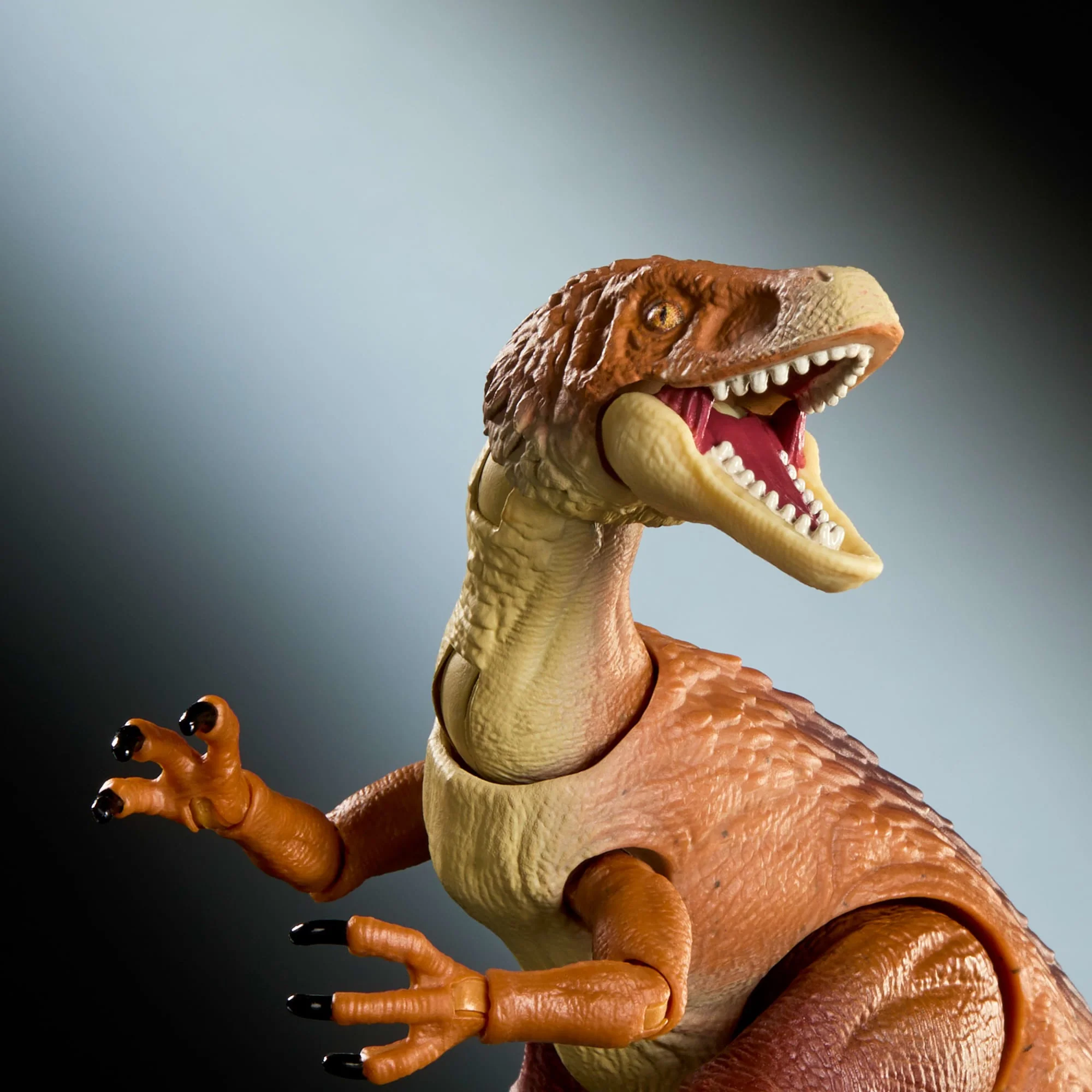 Jurassic World Hammond Collection Ornitholestes Dinosaur Figure, Deluxe Design And 18 Articulations - Image 2