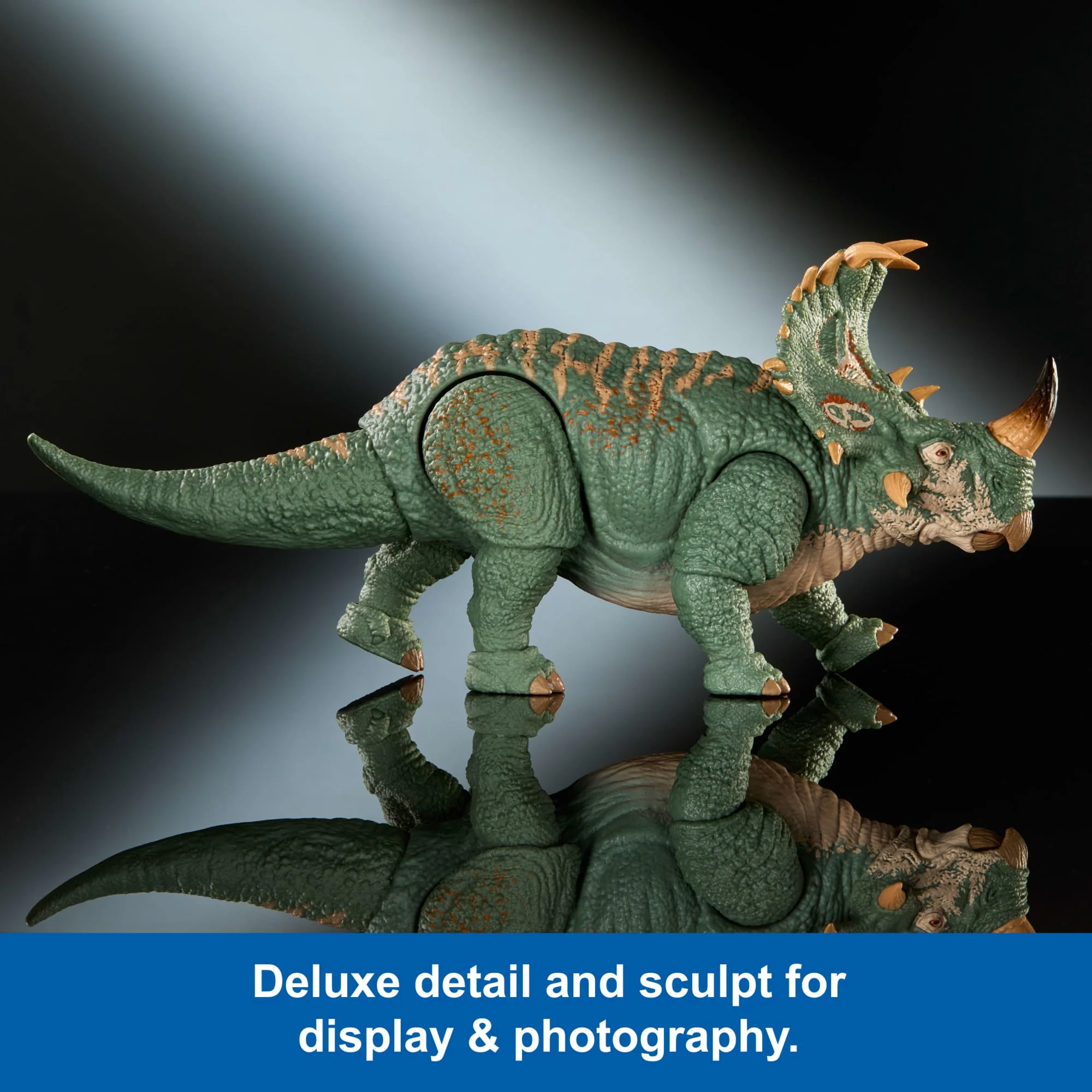 Jurassic World Hammond Collection Sinoceratops Deluxe Articulated Action Figure Large Size - Image 3