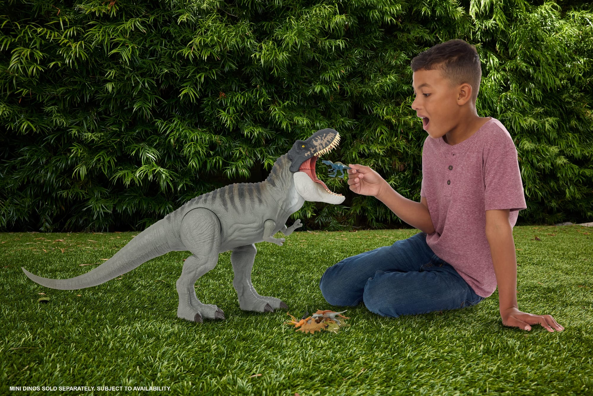 Jurassic World Rebirth Super Colossal Tyrannosaurus Rex Action Figure, T-Rex Dinosaur Movie Toy - Image 2
