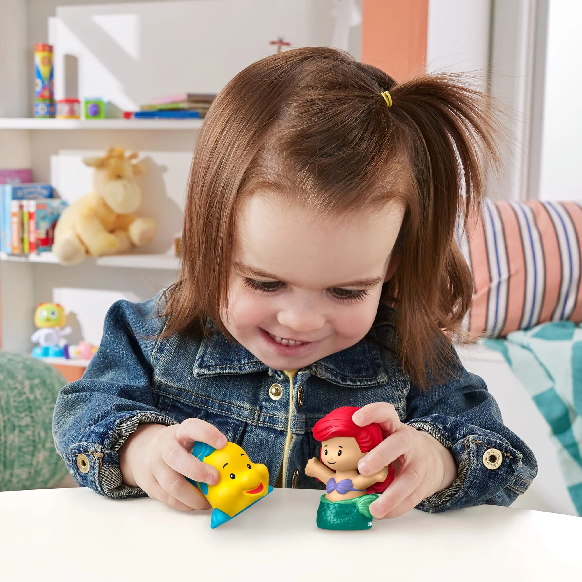 Fisher-Price Little People Princesses Disney Ariel et Polochon - Image 2