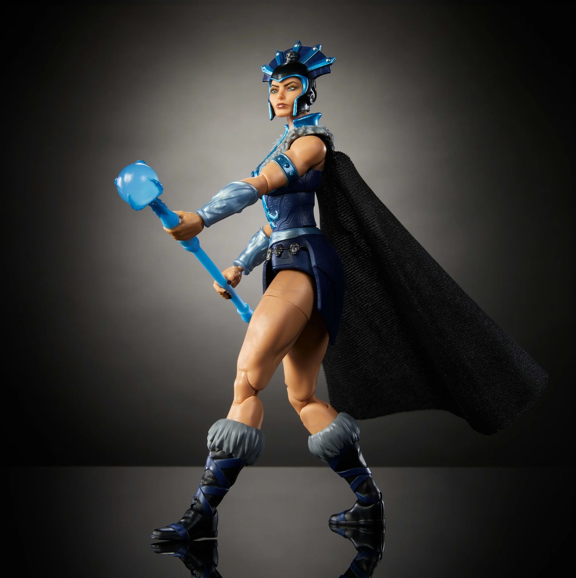 Masters Of The Universe Masterverse New Eternia Evil-Lyn Action Figure, MOTU Toy, 30 Articulations - Image 5