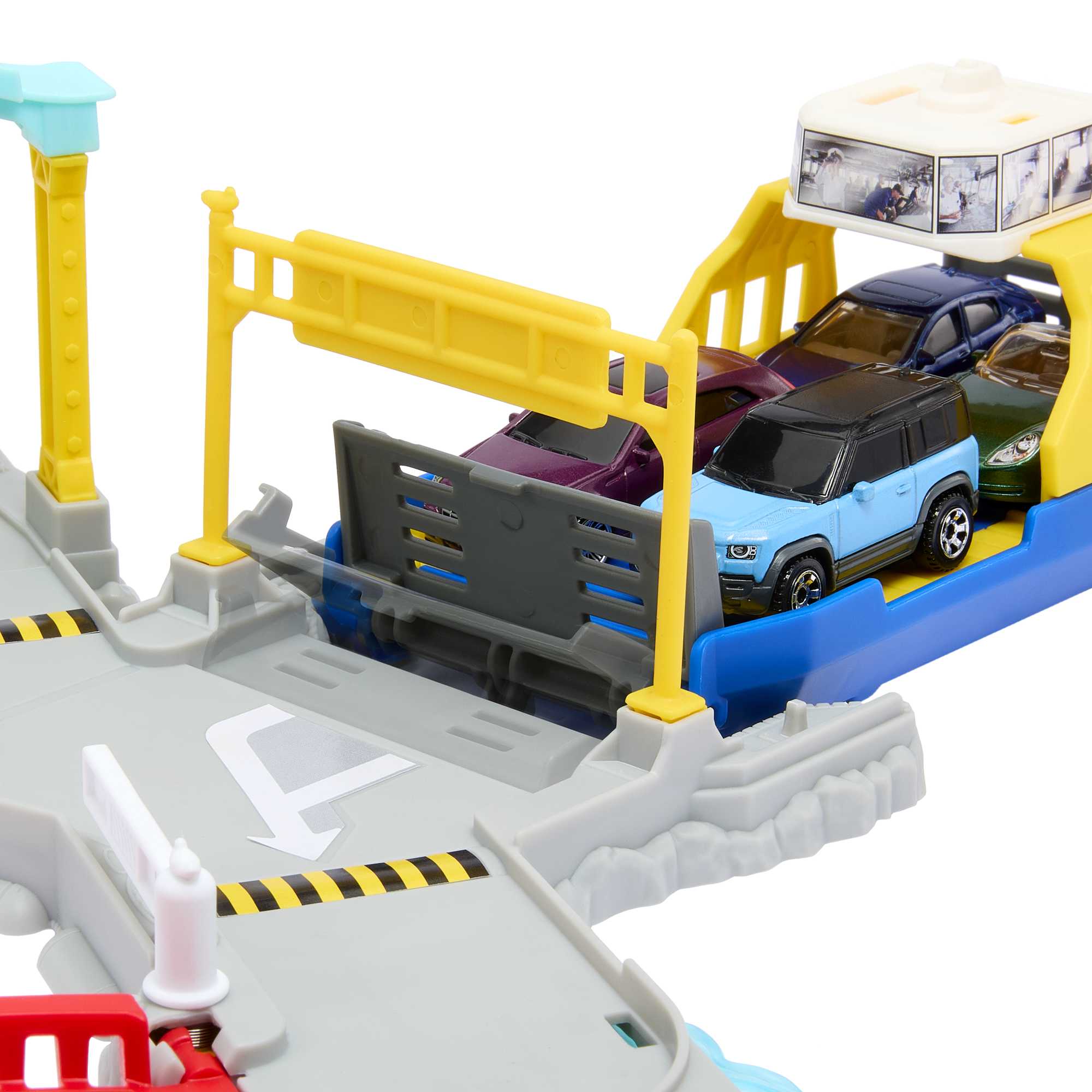 Matchbox Cars Playset, Ferry Port Set With Ferry Boat & 1 Matchbox Car - Image 4