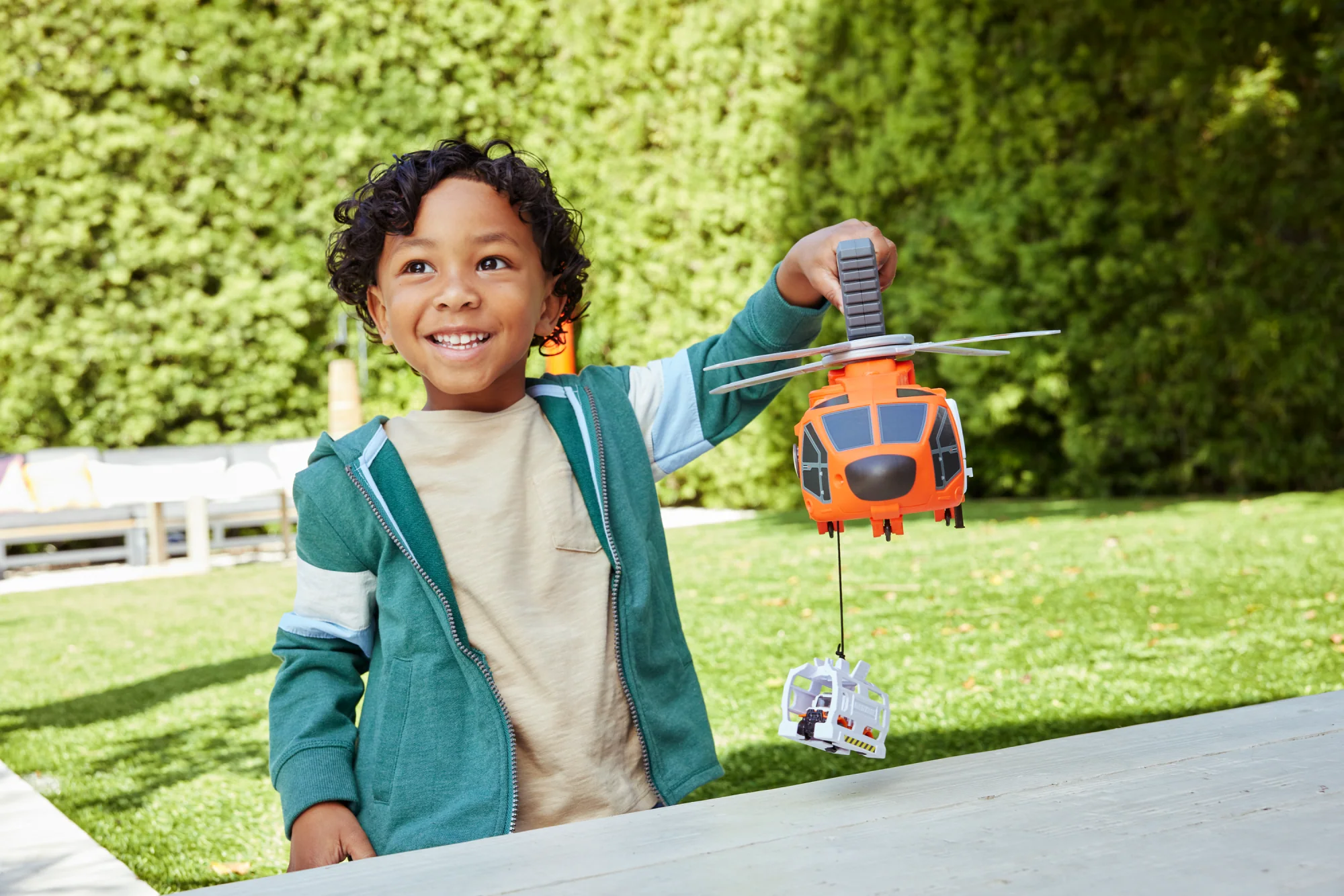 Matchbox Action Drivers Matchbox Rescue Helicopter,16-in Large-Scale Helicopter With 1:64 Scale Die-Cast Toy Ambulance - Image 2
