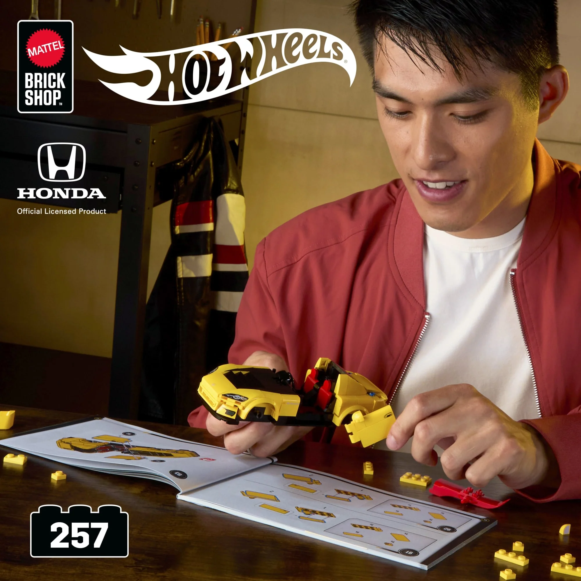 Mattel Brick Shop Hot Wheels ’07 Honda S2000 Building Toy Kit (257 Pieces), For Collectors - Image 2