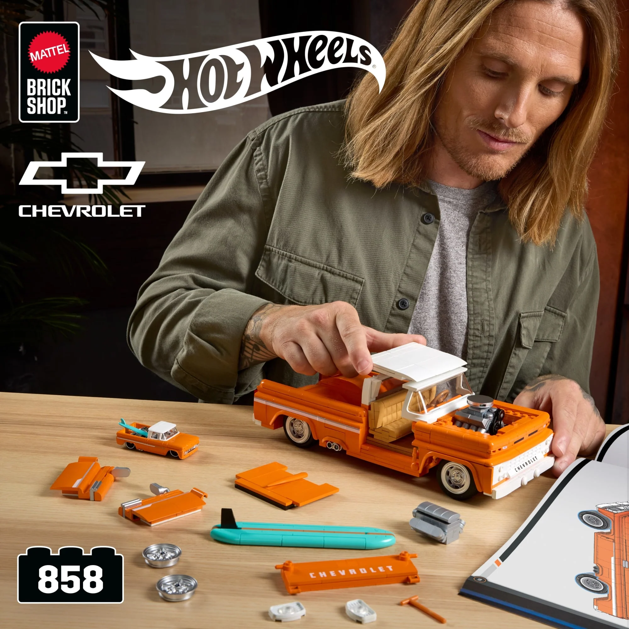 Mattel Brick Shop Hot Wheels Custom ’62 Chevy Pickup Building Toy Kit (858 Pieces), For Collectors - Image 2
