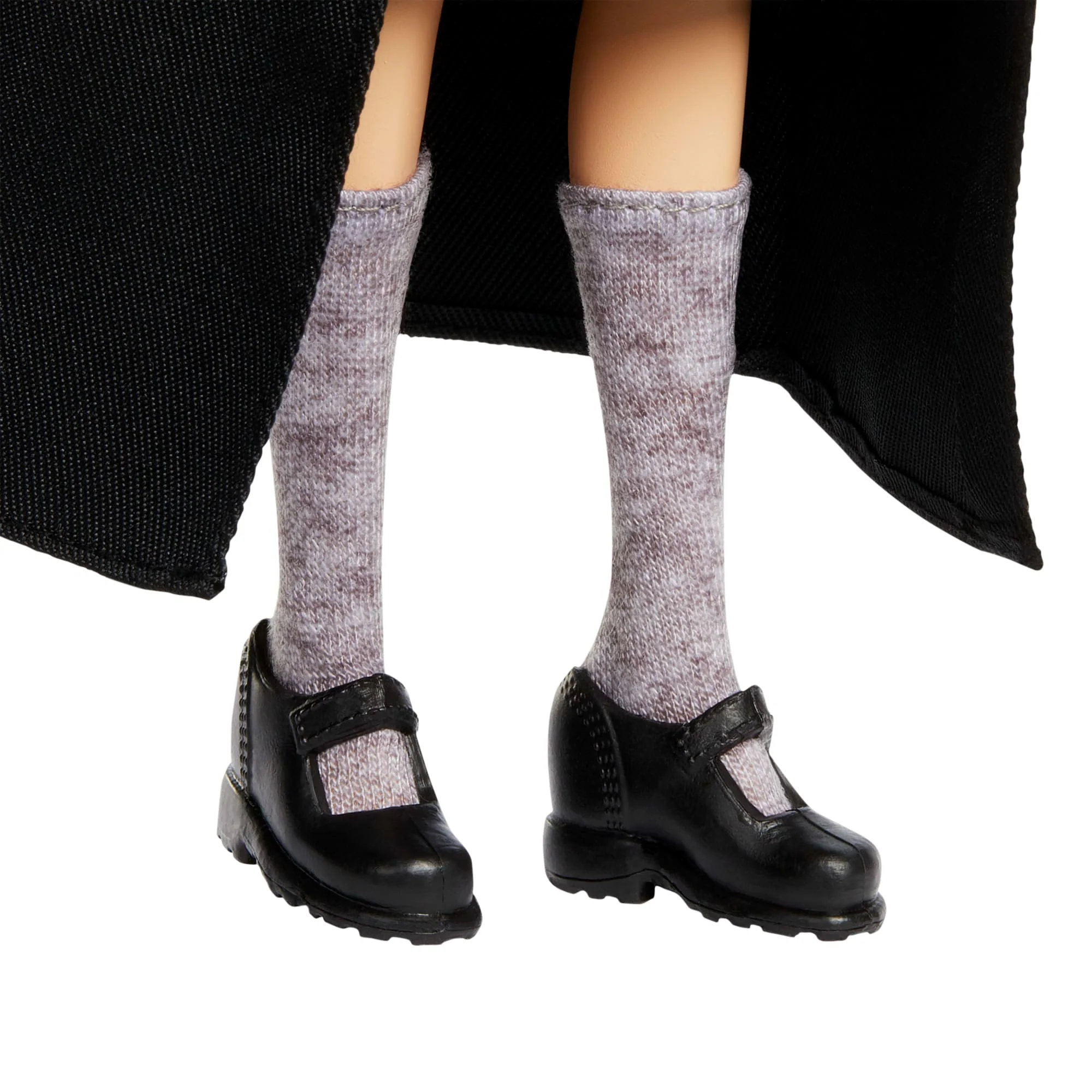 Hermione Granger Fashion Doll in Movie-inspired Hogwarts Uniform With Wand Accessory - Image 5
