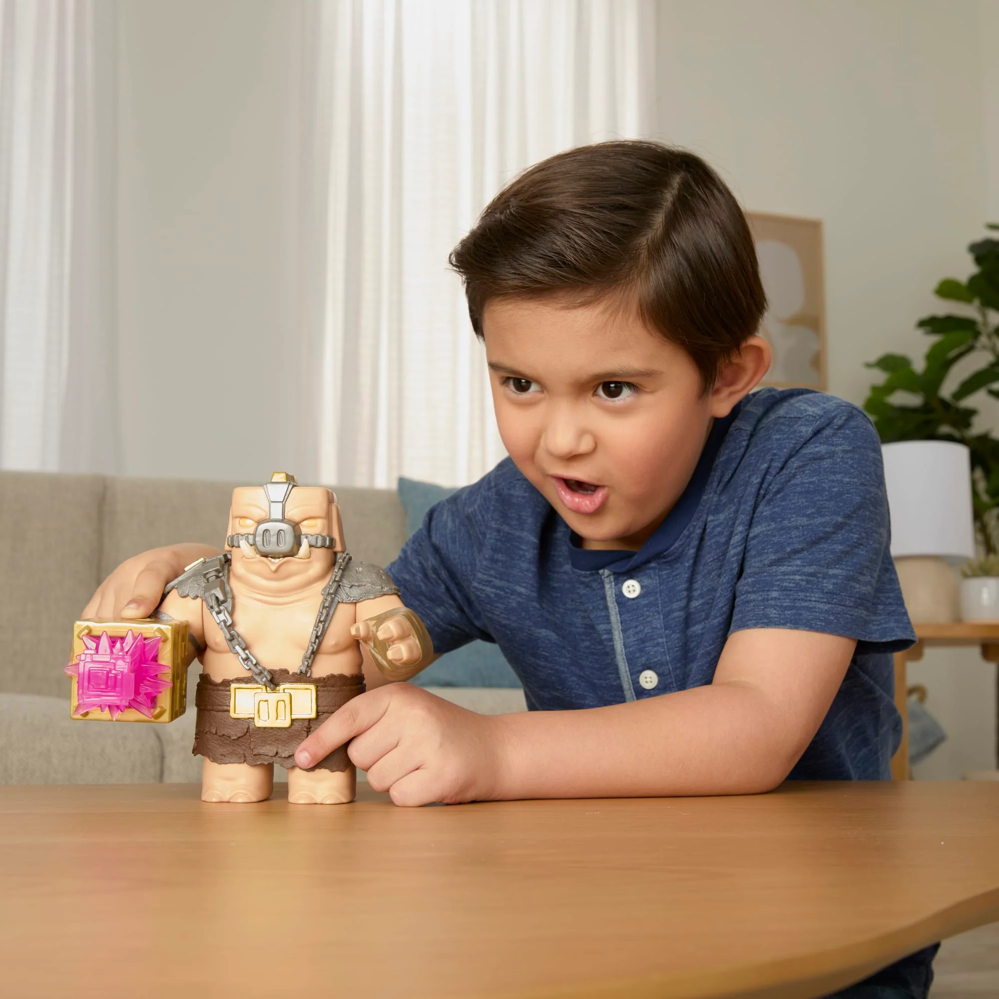 Minecraft Battle Mode Great Hog Large Action Figure, Lights & Sounds, inspired By A Minecraft Movie - Image 2