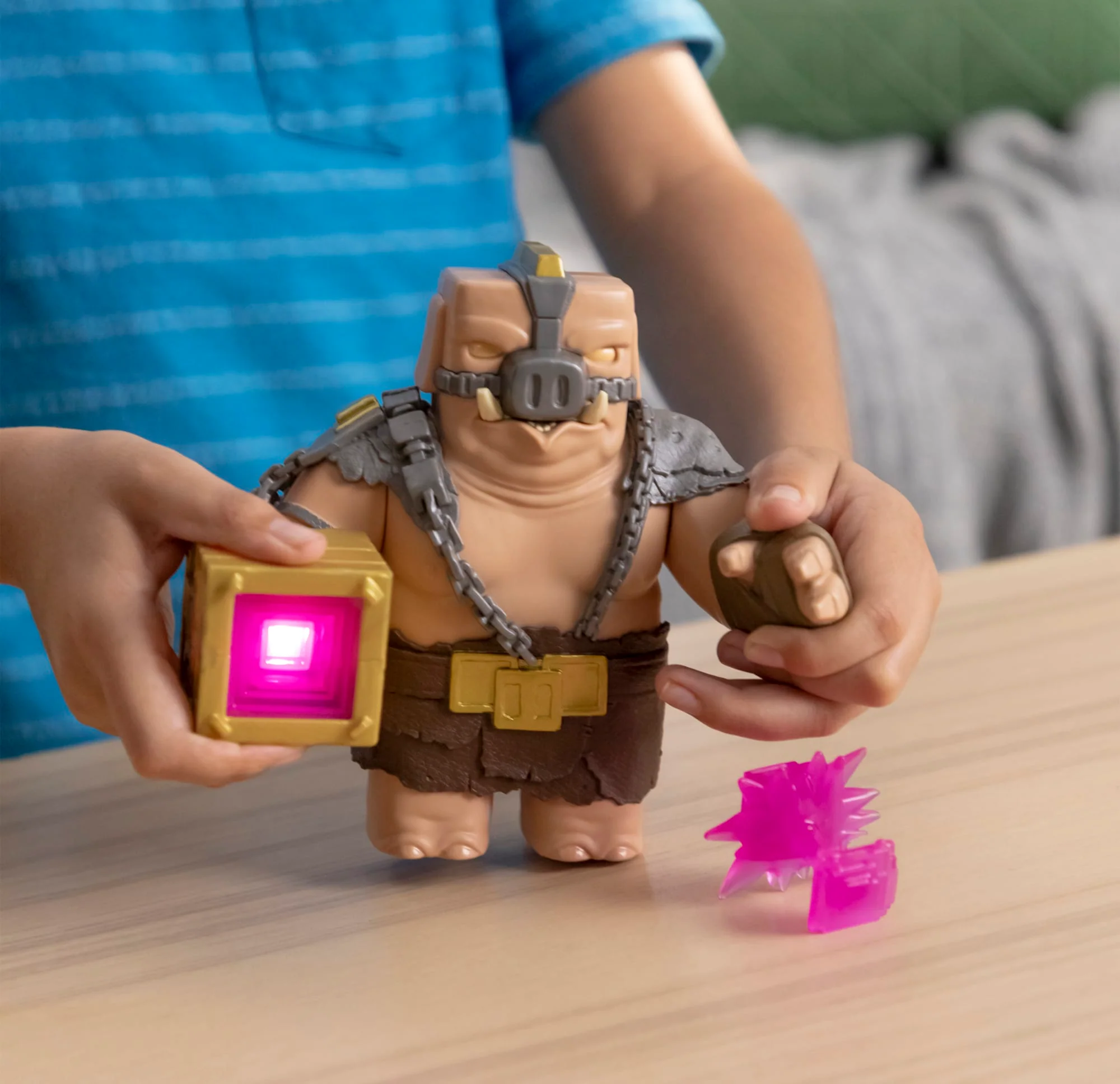 Minecraft Battle Mode Great Hog Large Action Figure, Lights & Sounds, inspired By A Minecraft Movie - Image 6