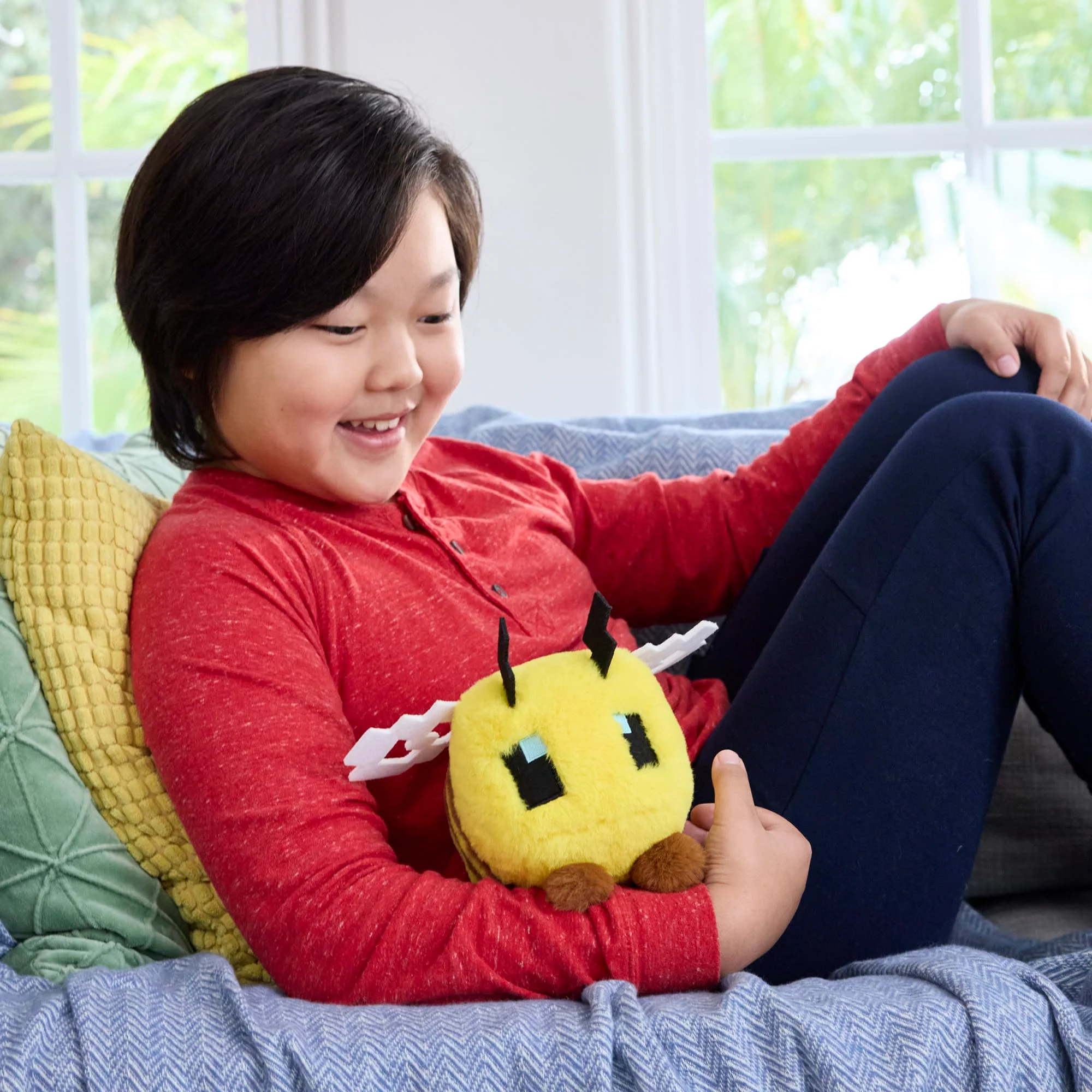 Minecraft Bee Plush Toy, 8-inch Collectible Soft Doll inspired By A Minecraft Movie - Image 2