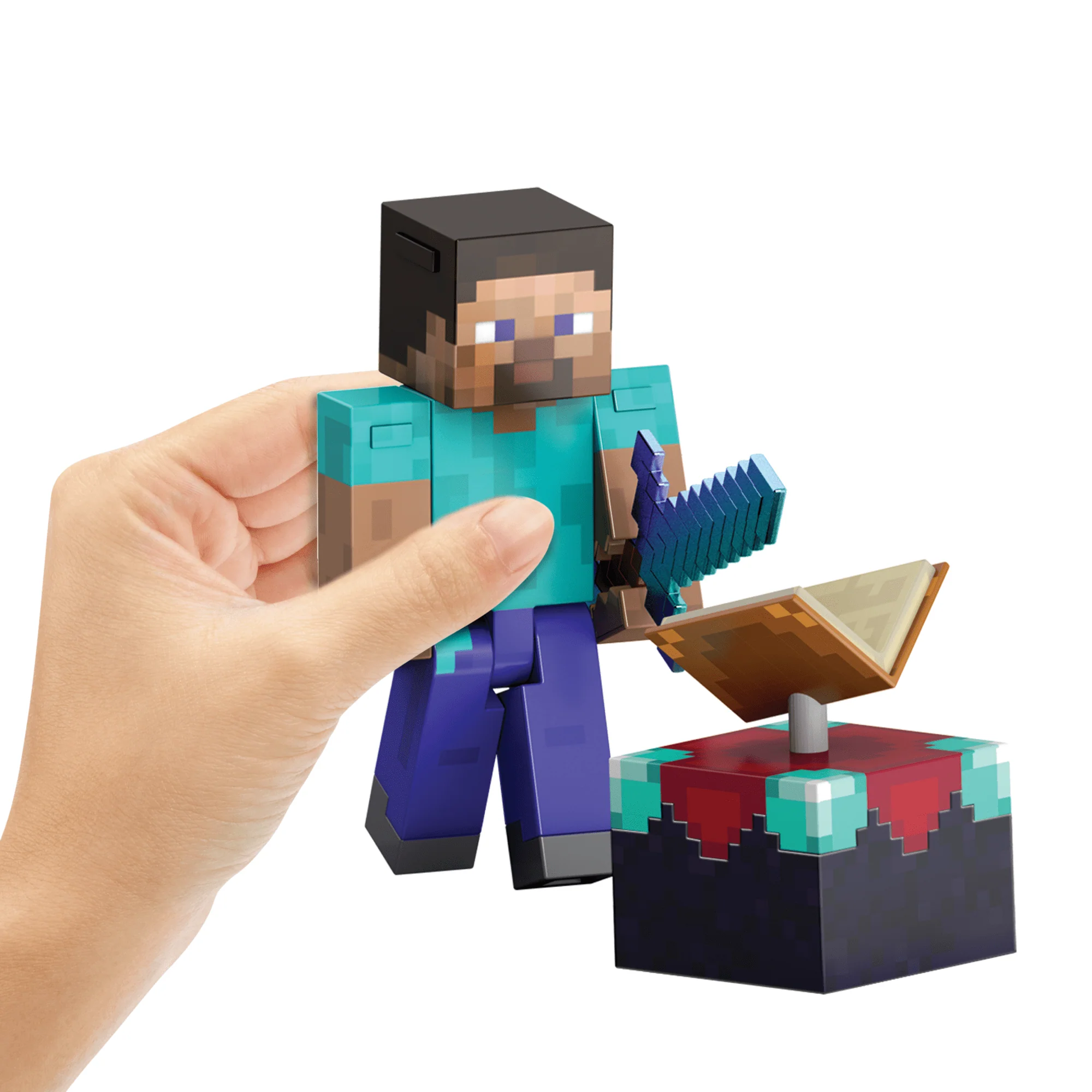 Minecraft Diamond Level Steve Action Figure, 3 Accessories, 5.5-in Collector Scale - Image 2