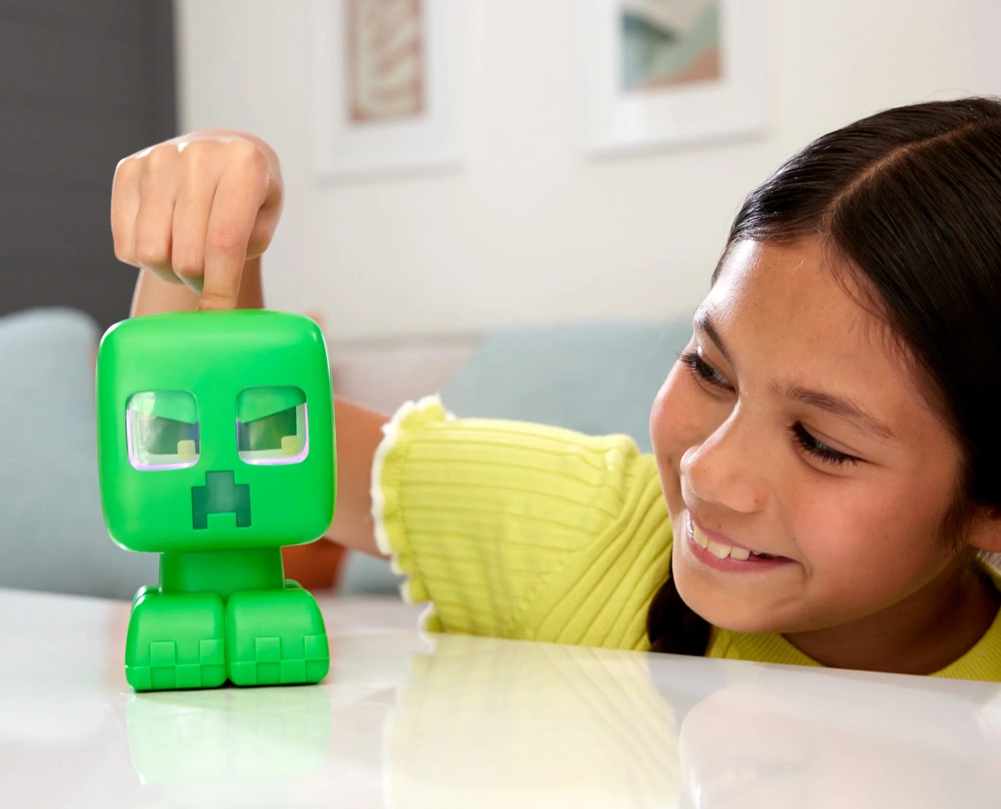 Minecraft My Pet Creeper interactive Toy Action Figure With Lights, Sounds & Exploding Action - Image 2
