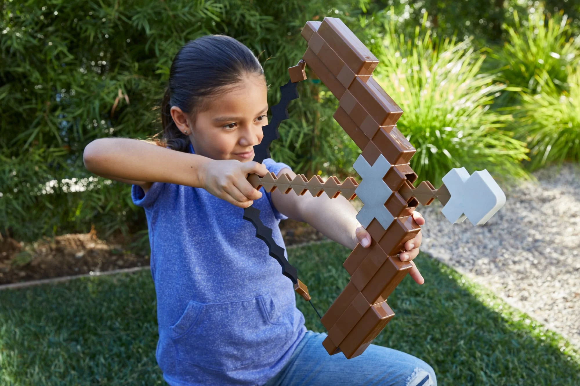 Minecraft Toys, Ultimate Bow And Arrow With Sounds, Role-Play - Image 2