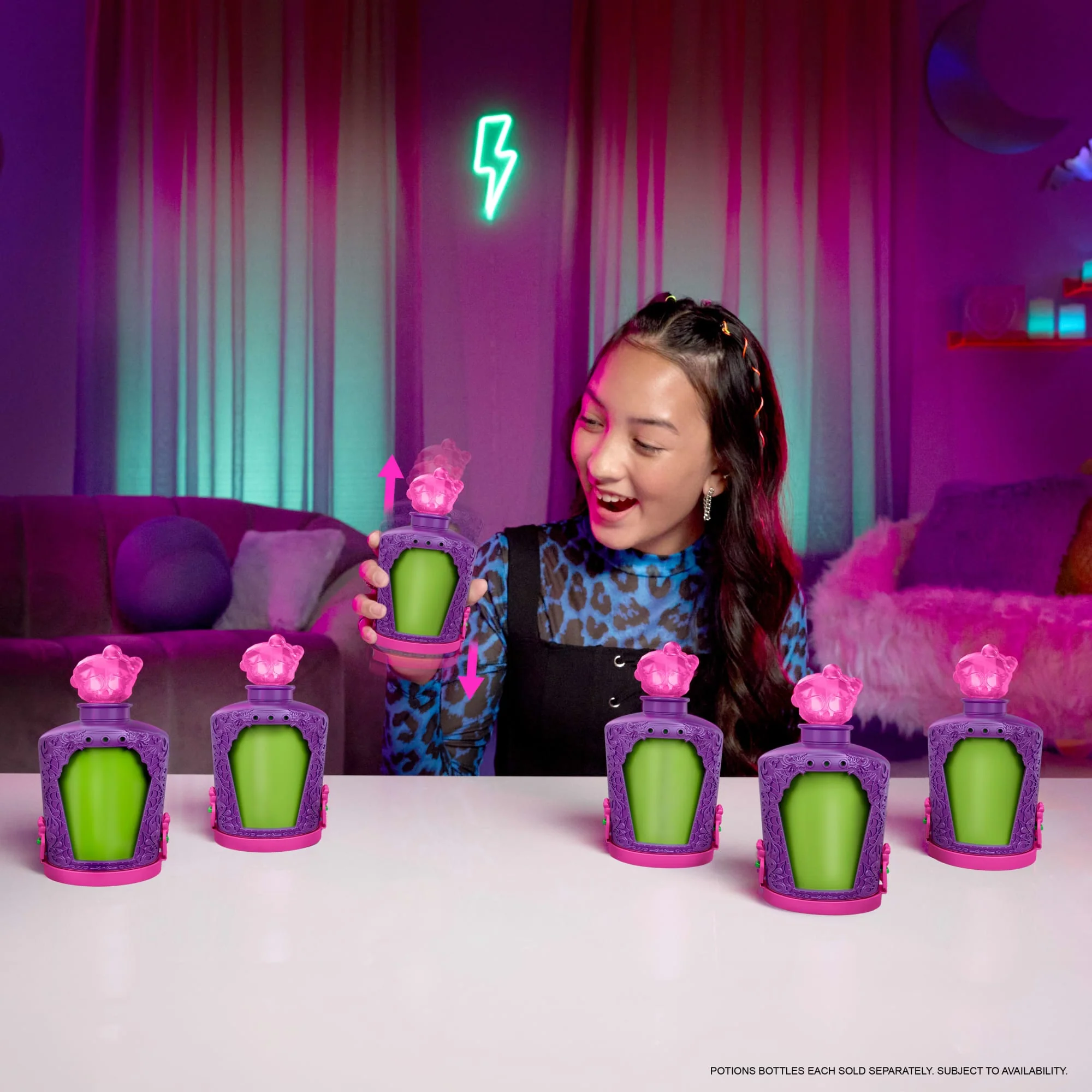 Monster High Potions Mini Dolls, Surprise Character Figures With Water Reveal (Characters May Vary) - Image 2