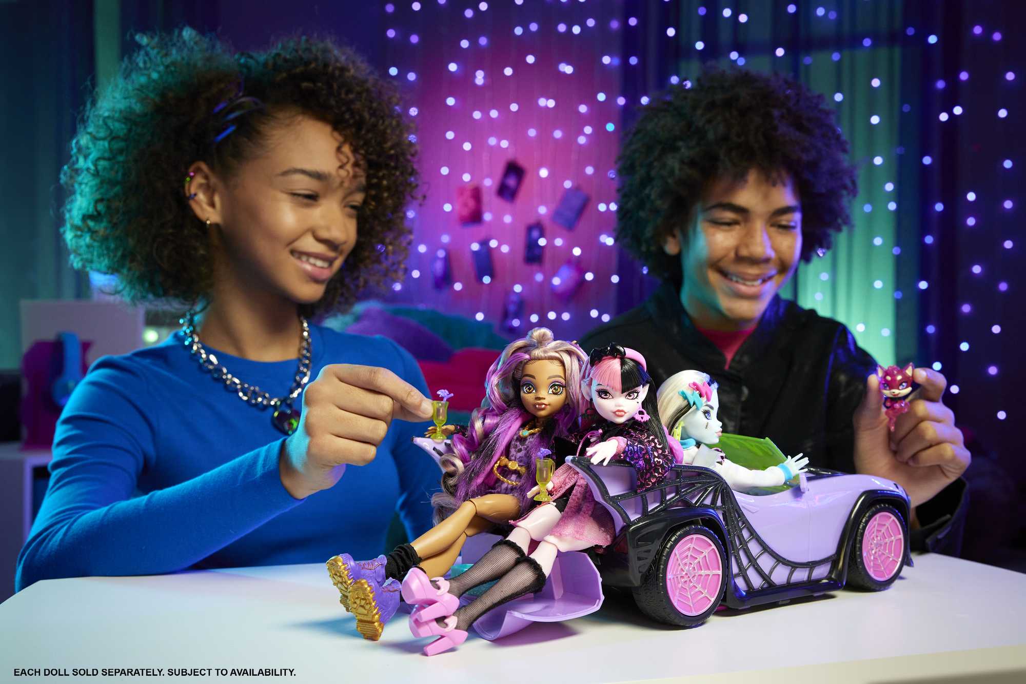 Monster High Toy Car, Ghoul Mobile With Pet And Cooler Accessories - Image 2