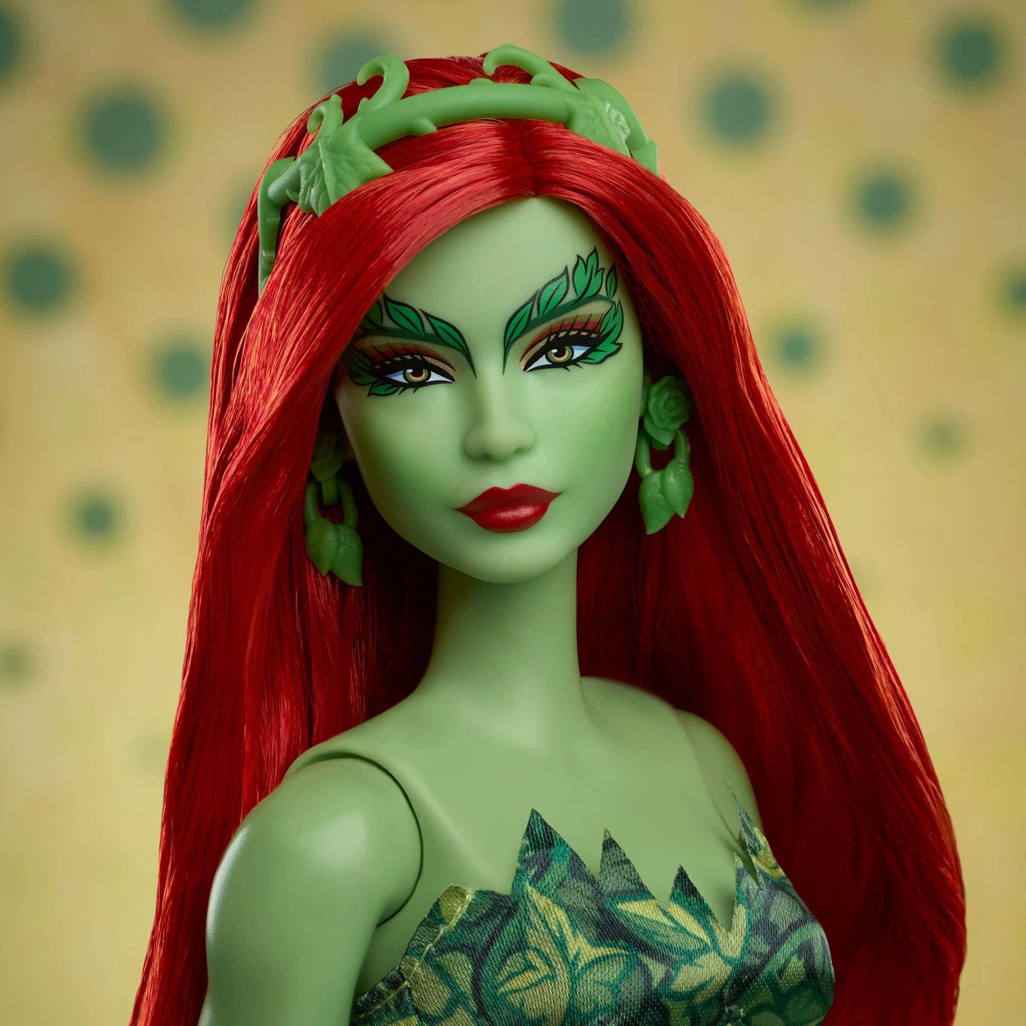 Barbie Signature Poison Ivy Collectible Doll With Posable Body And Iconic Outfit & Accessories - Image 3