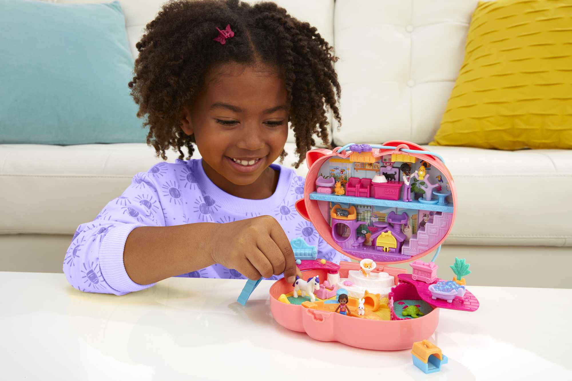 Polly Pocket Avec Shani Coffret Sac à Main Chat à Câliner - Image 2