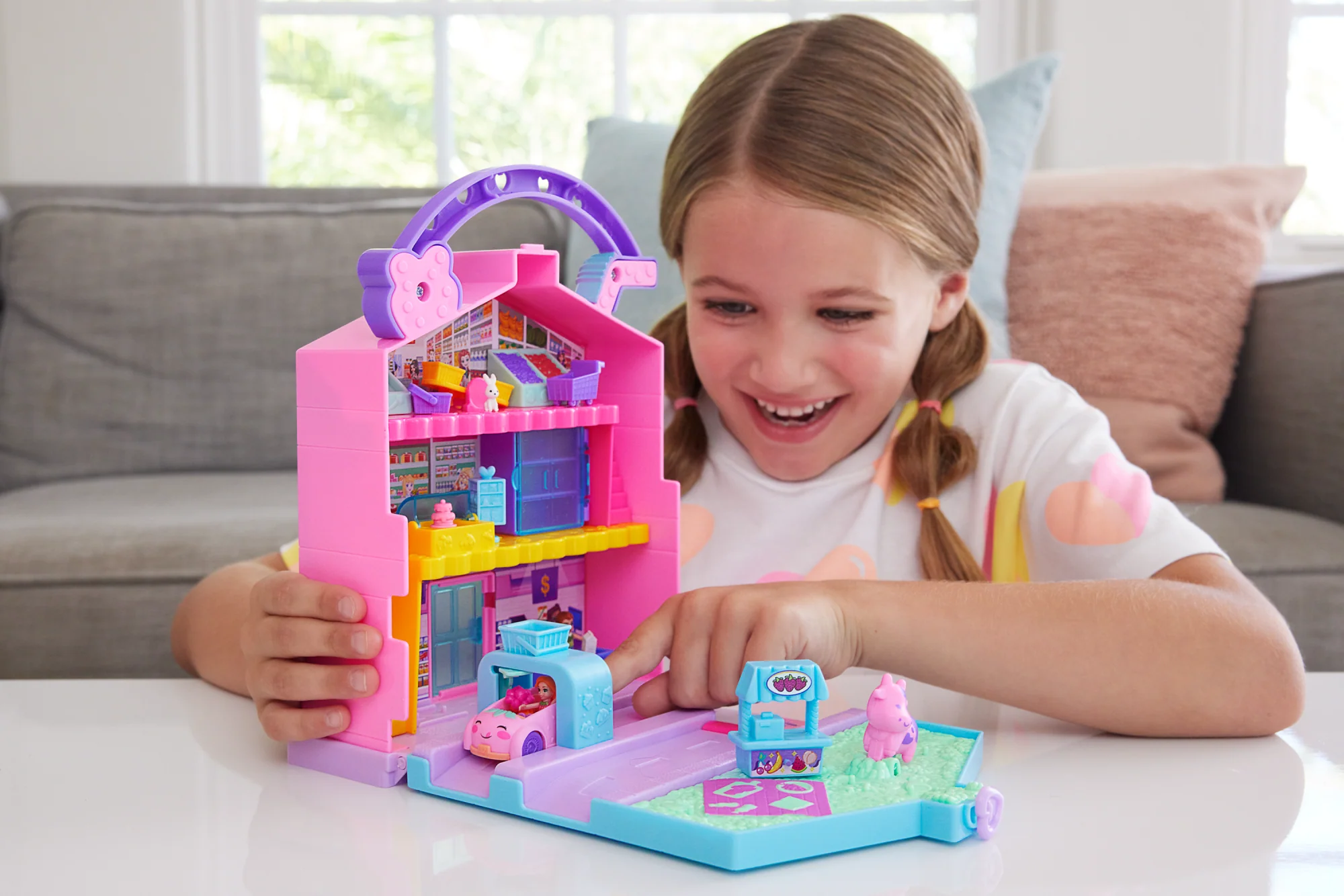 Polly Pocket Dolls & Playset, Food Toy With Micro Dolls And Accessories, Pollyville Fresh Market - Image 2