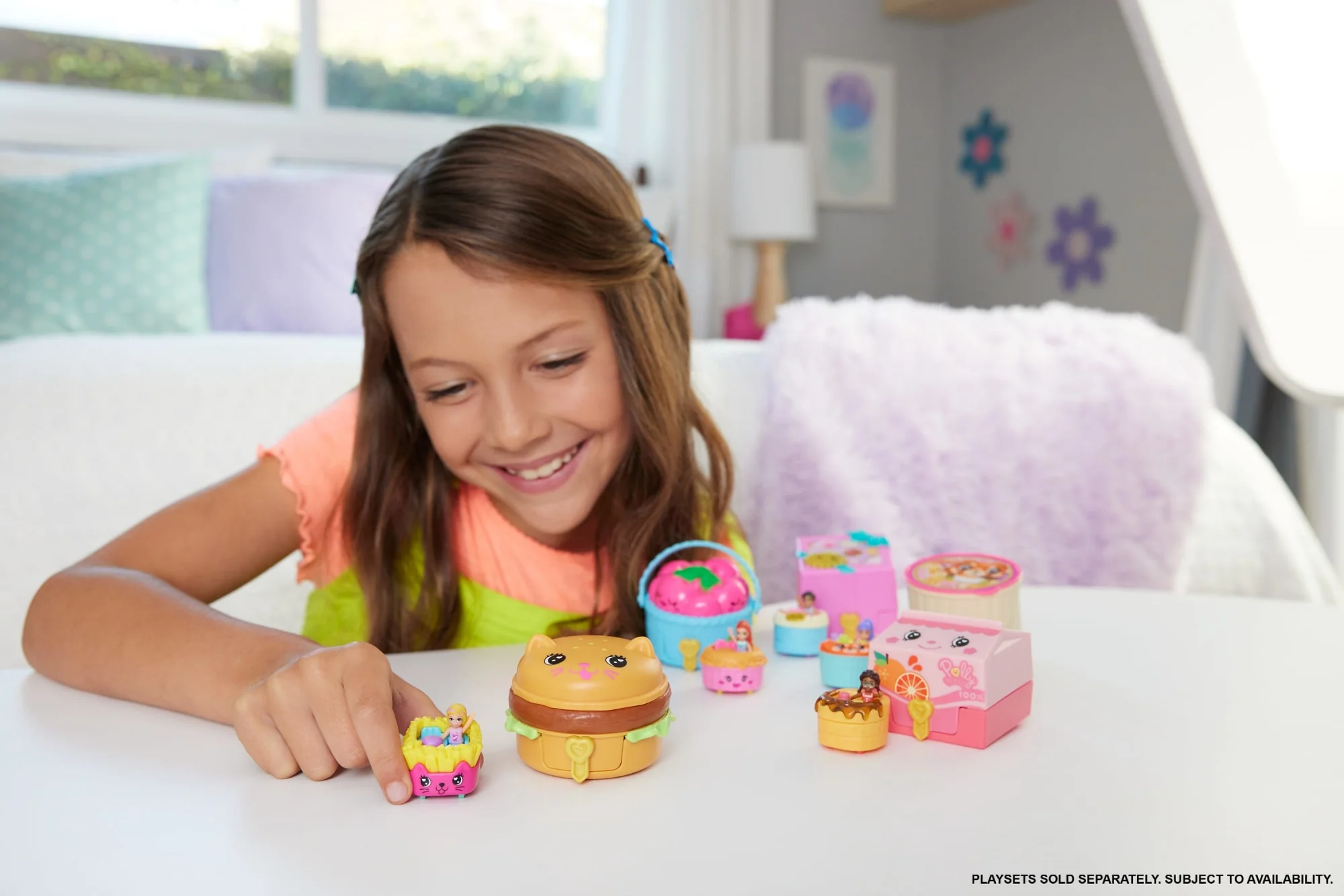 Polly Pocket Tiny Take Out Reveal Assortment, Micro Dolls & Compacts With Toy Cars, Food Theme Vehicle Collection - Image 2