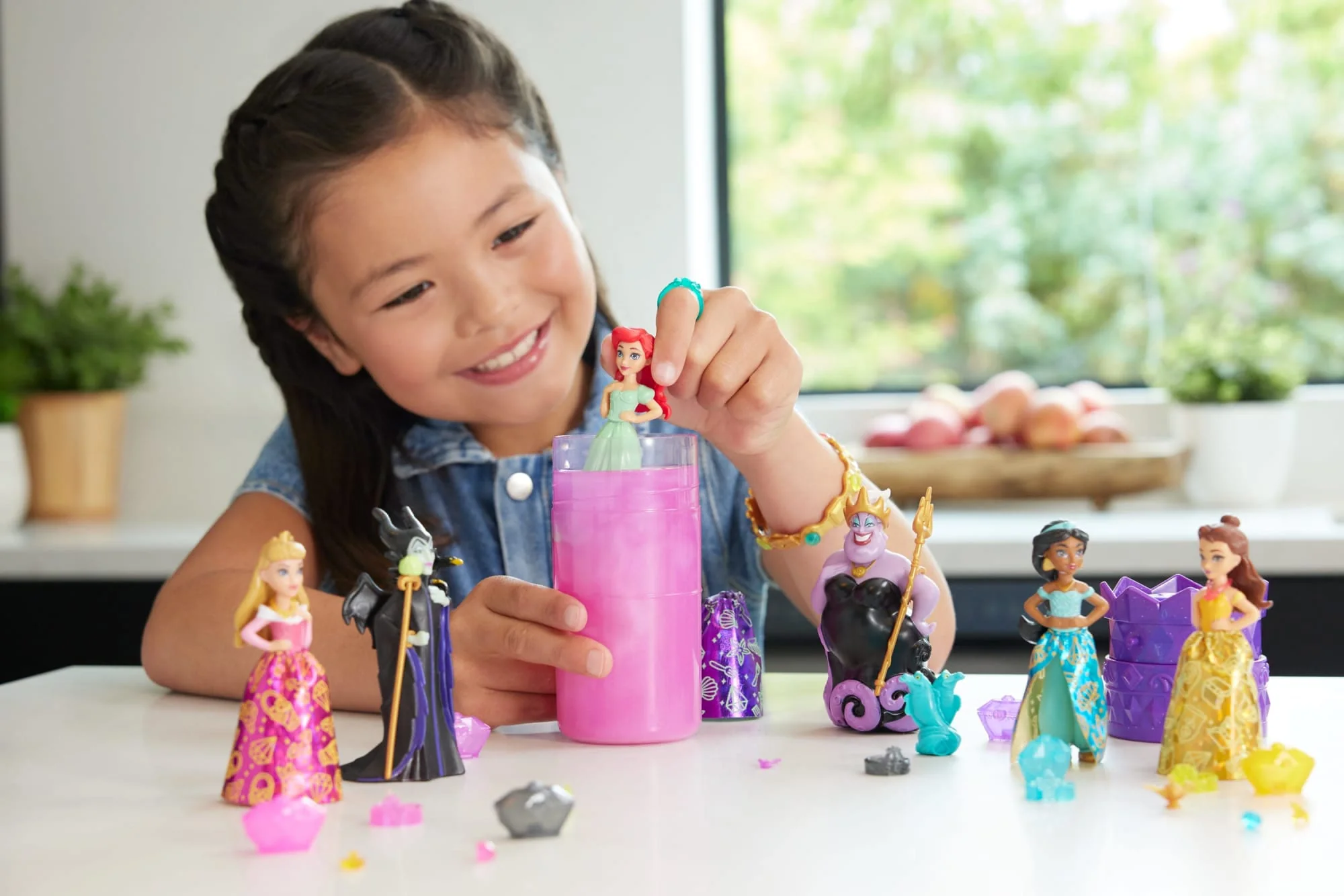 Princesses Disney  Royauté Color Reveal  Princesse Ou Méchante - Image 2