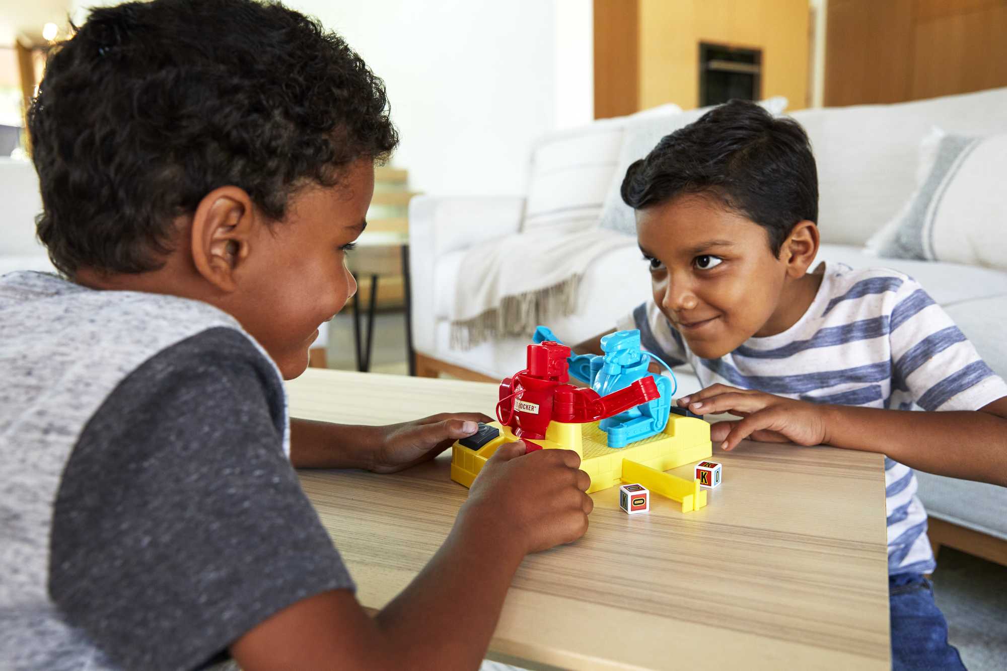 Rock 'Em Sock 'Em Robots Knock Or Block - Image 2
