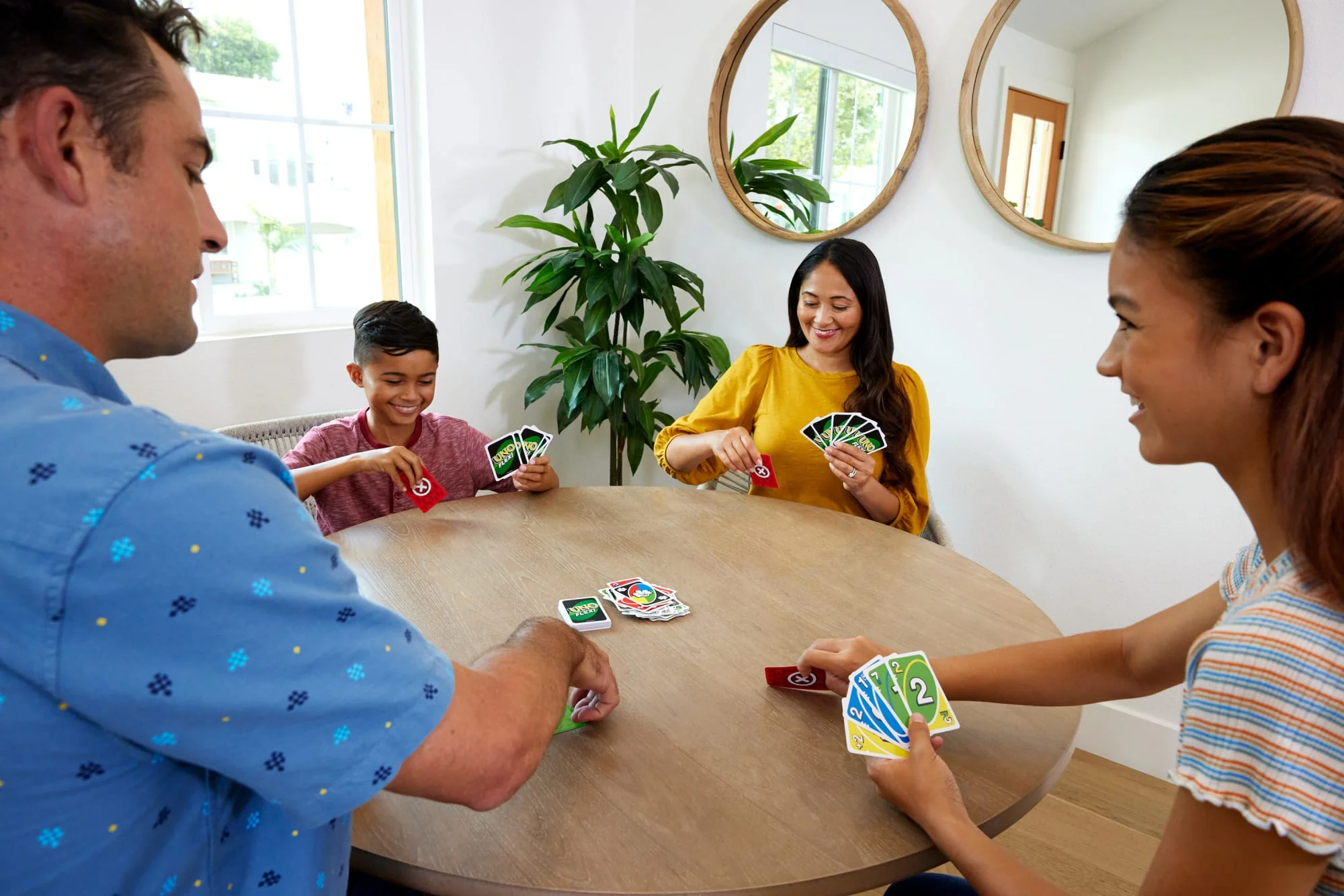 Jeu de Cartes Uno™ Flex | Jeux Pour La Famille et Les Soirées de Jeux - Image 2