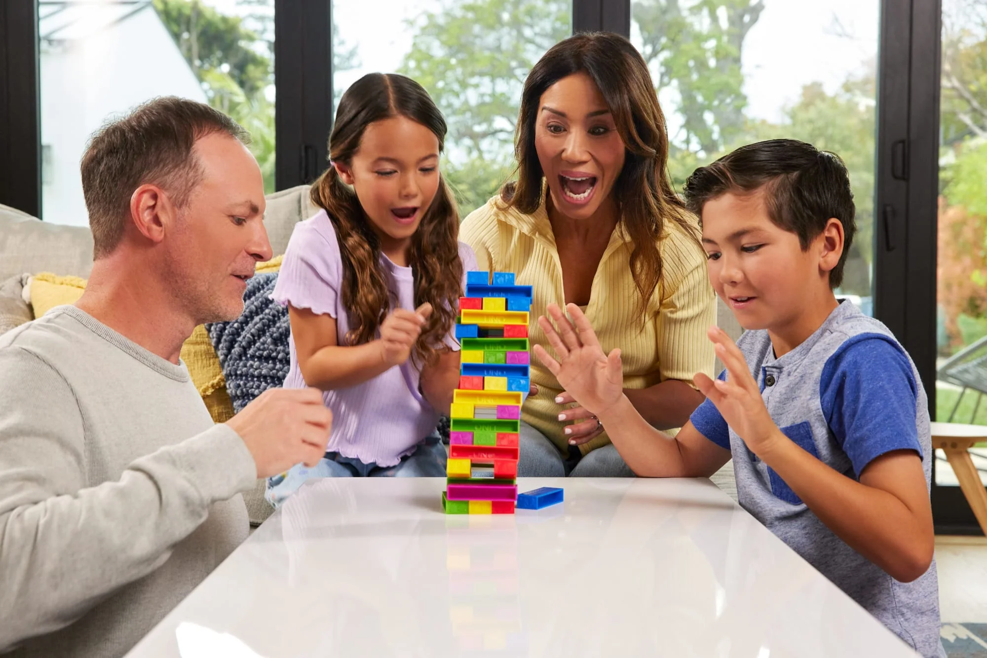 UNO Jogo de Tabuleiro Stacko Novo - Image 2