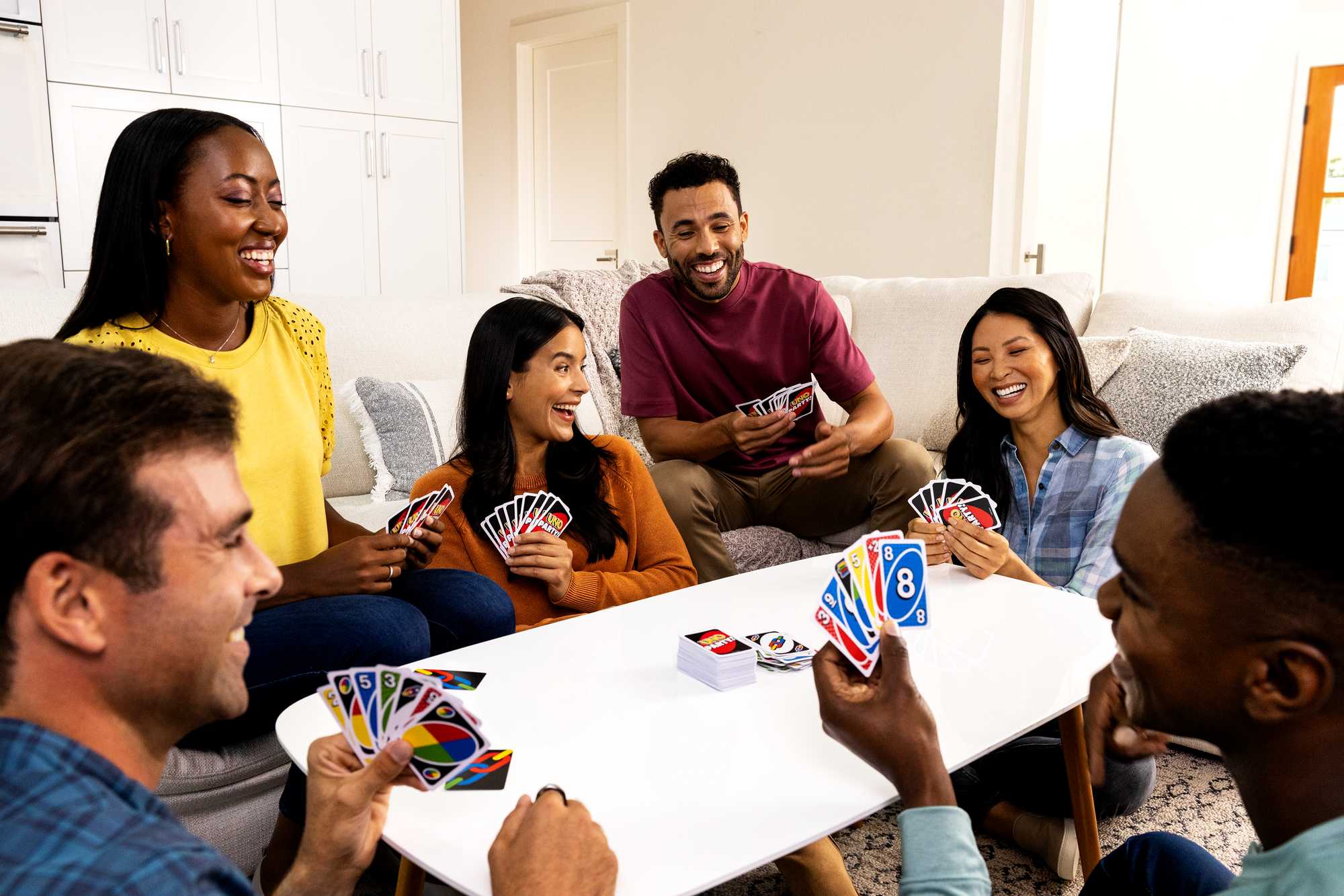 Uno® Party!  Jeu de Cartes Familial Pour enfants et Adultes - Image 2