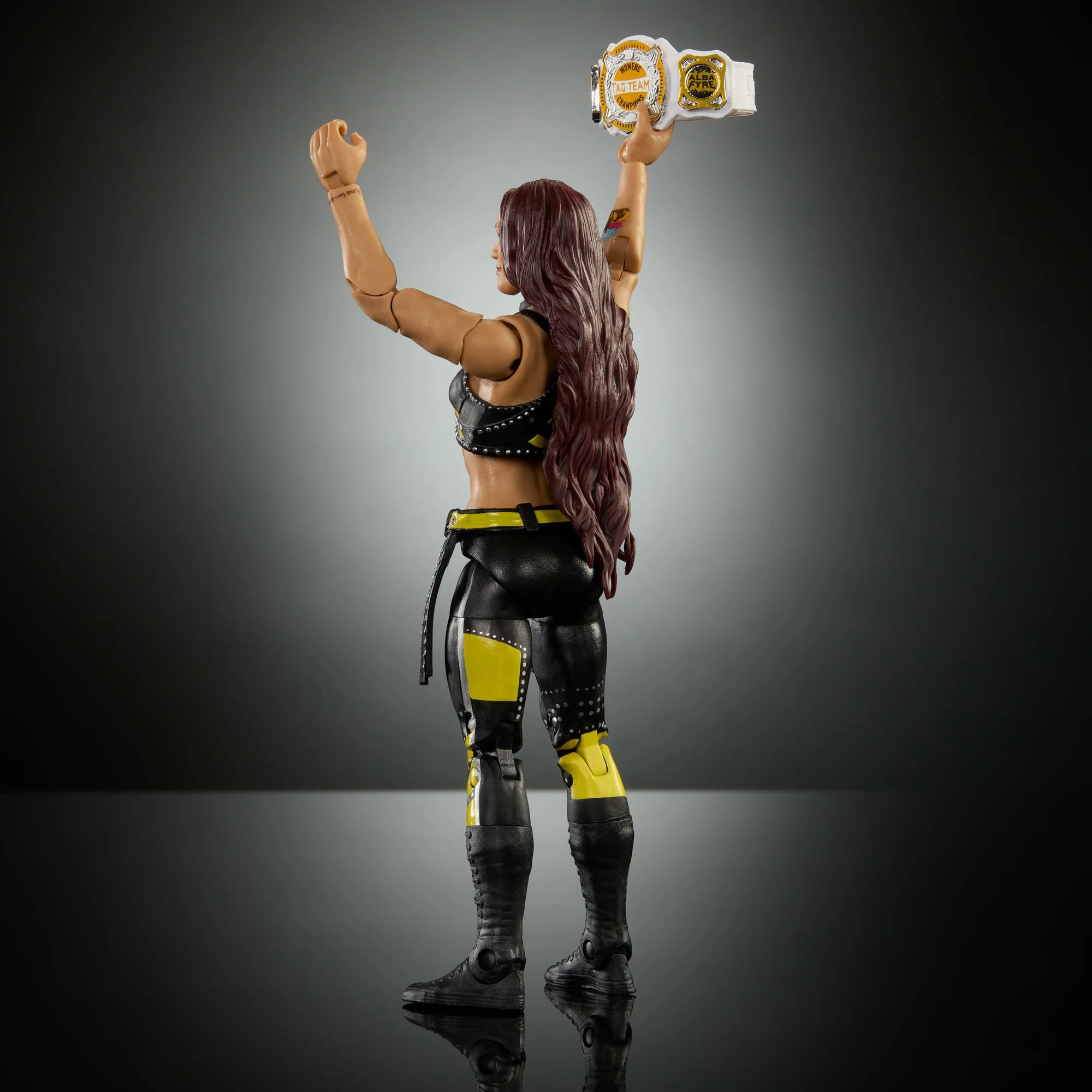WWE Elite Alba Fyre Action Figure, Series #121, 6-Inch Collectible With Articulation & Accessories - Image 5