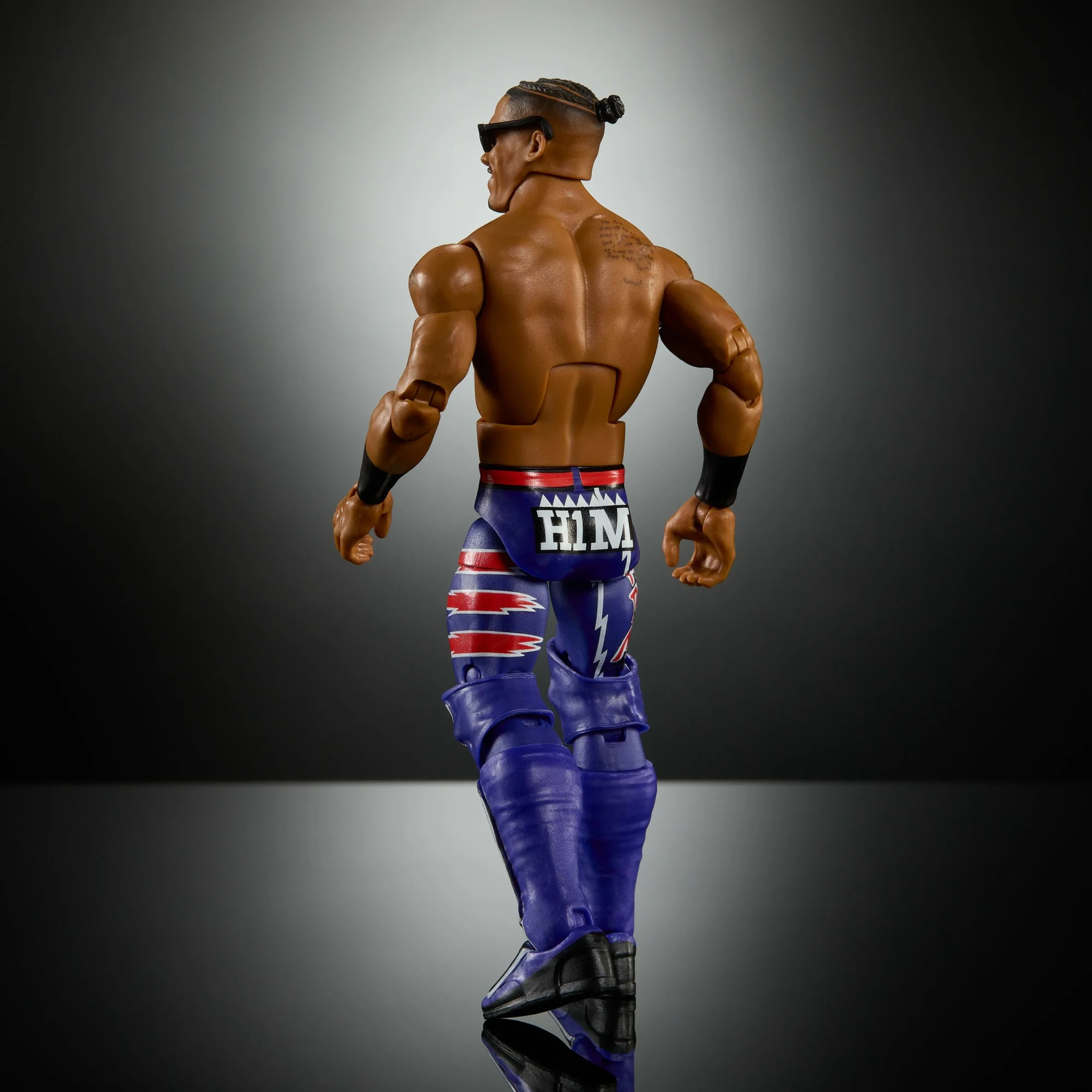 WWE Elite Carmelo Hayes Action Figure Series #121, 6-Inch Collectible With Accessories - Image 2