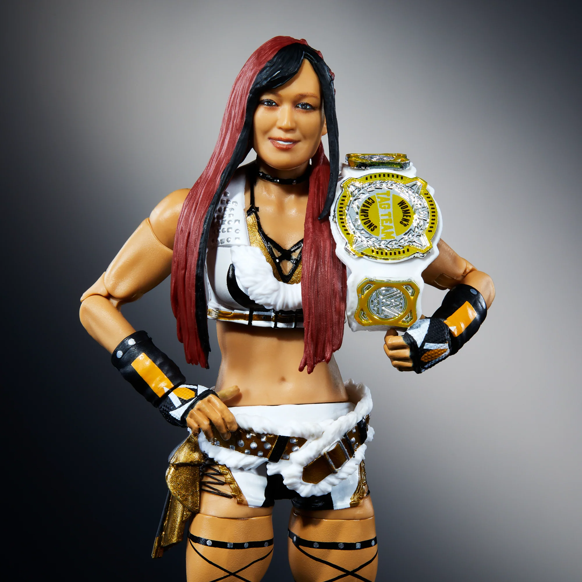 WWE Elite Iyo Sky Action Figure, 6-inch Collectible Superstar With Articulation & Accessories - Image 3