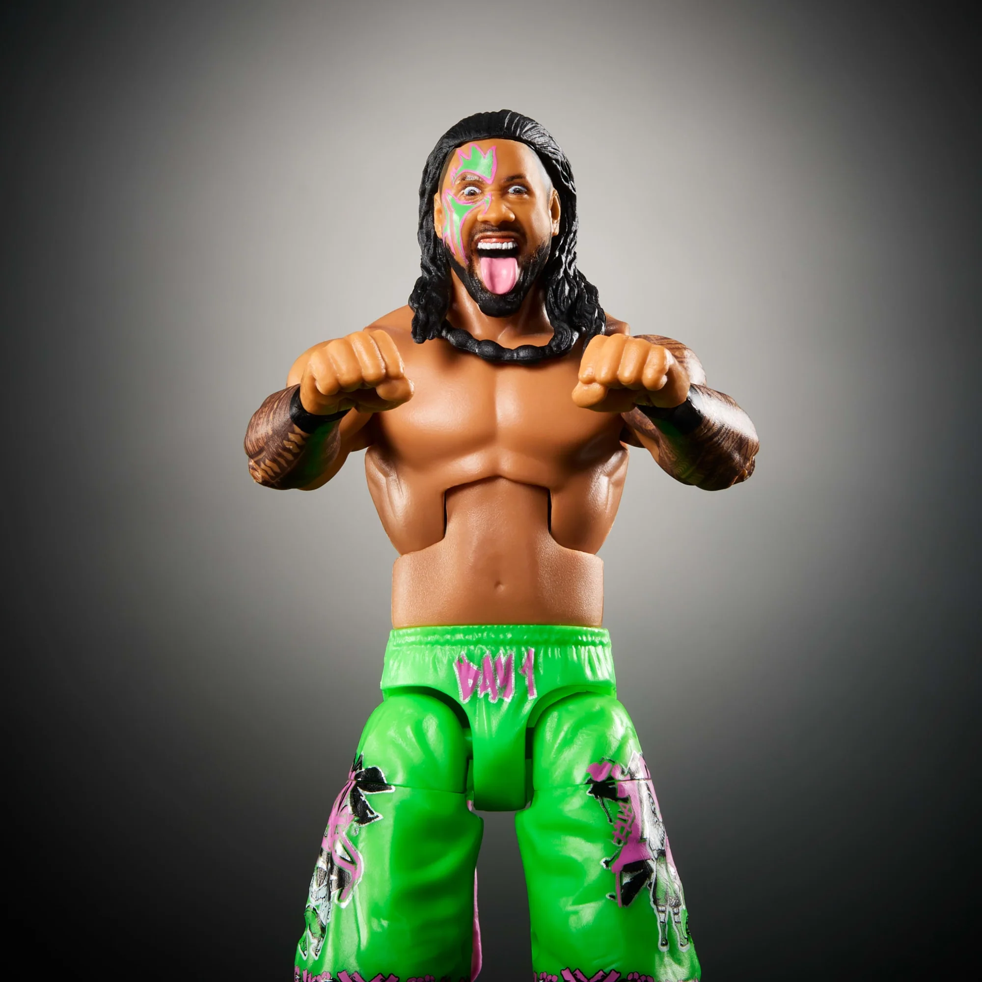 WWE Figura de Acción Elite Jimmy Uso verde - Image 3