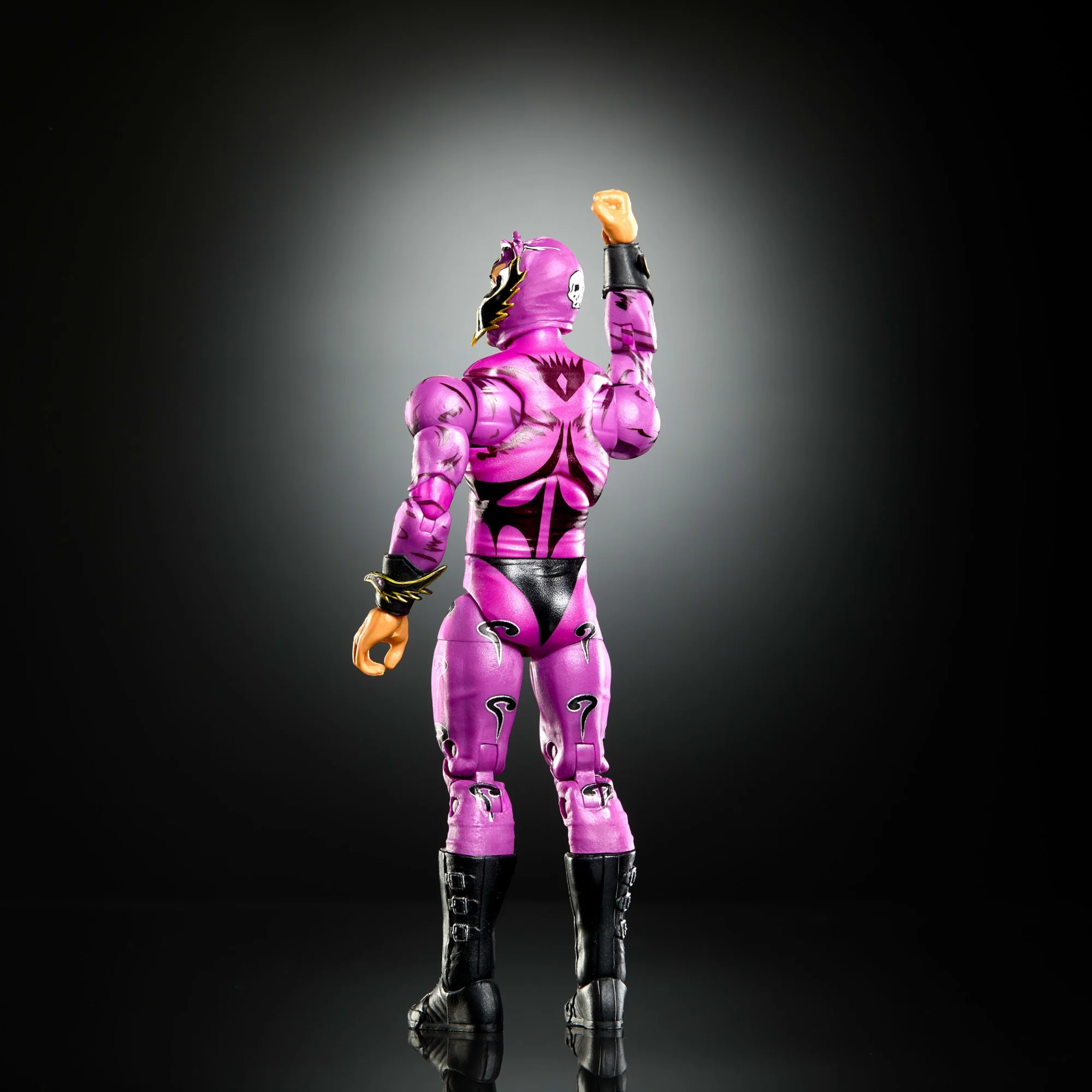 WWE Legends Ultimate Edition Rey Mysterio Action Figure & Accessories Set, 6-Inch Collectible - Image 3