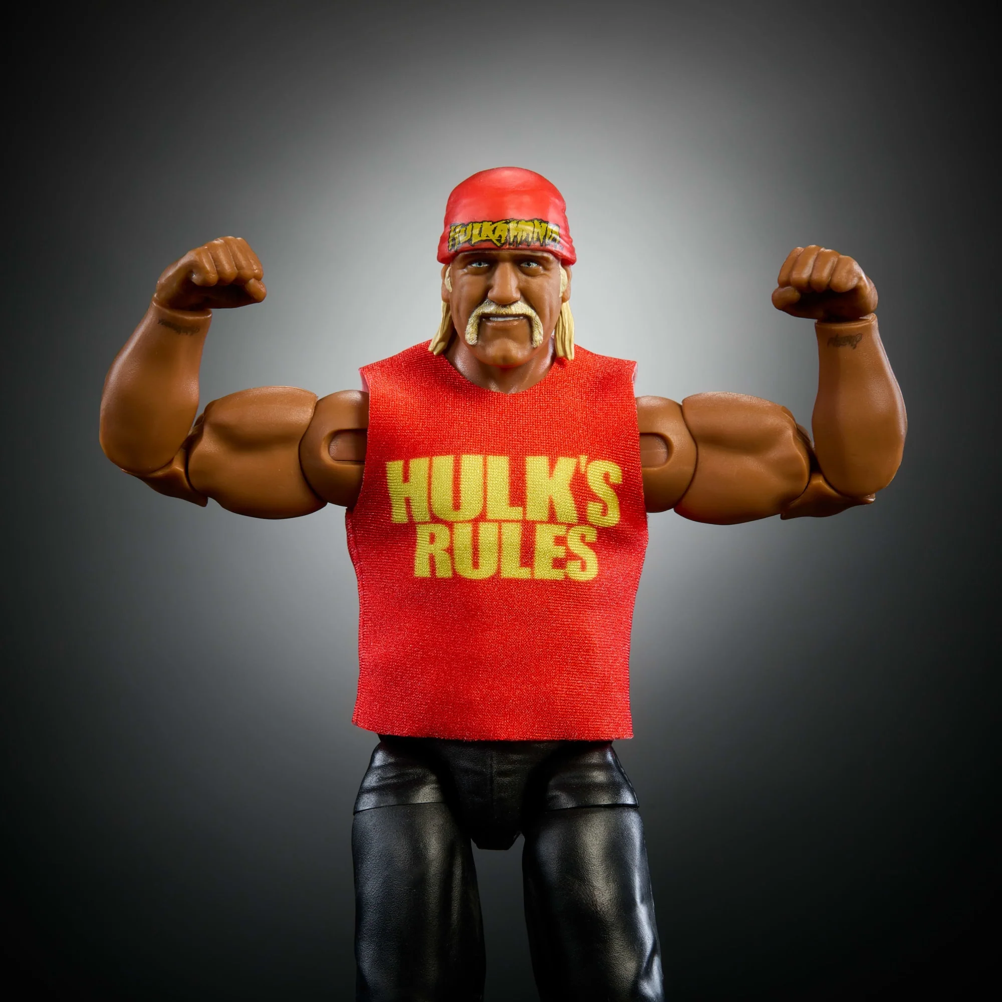 WWE Elite Collection Premium Live EVent Hulk Hogan Action Figure Set, Wrestlemania Collectible - Image 3